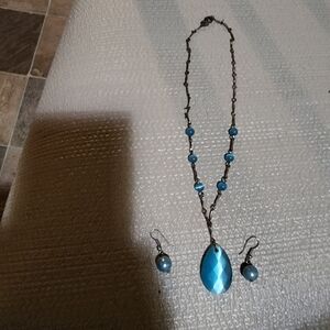 Elegant Blue Necklace and Earring Set